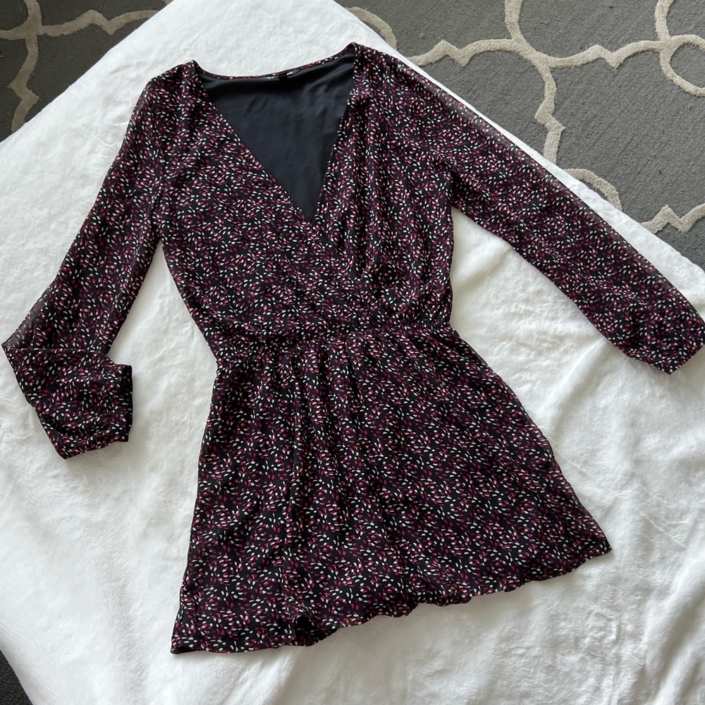 Express Woman’s Crossover Abstract Flowly Blouse … - image 8